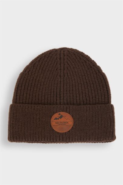 Erkek Dokuma Etiketli Bere