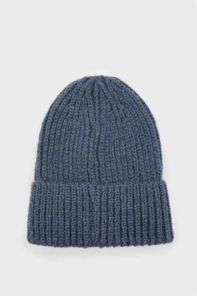 Мужская шапка