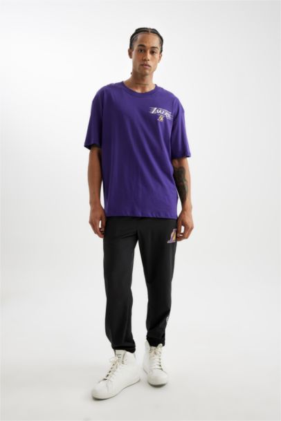 DeFactoFit NBA Los Angeles Lakers Oversize Geniş Kalıp Bisiklet Yaka Sırt Baskılı Pamuklu Kısa Kollu Tişört