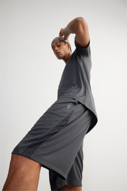 تيشيرت رياضي سليم فيت مطبوع برقبة مستديرة من DeFactoFit