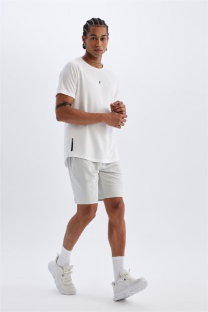 DeFactoFit Slim Fit Dar Kesim Sporcu Standart Paça Şort