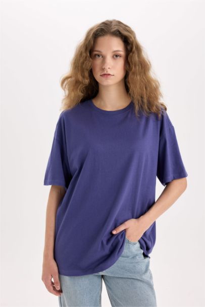 Футболка оверсайз с круглым вырезом