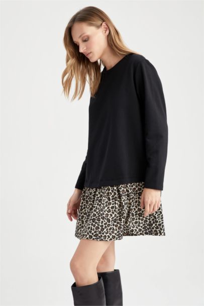 Patterned Flounce Skirt Detail Sweat Dress