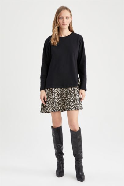 Patterned Flounce Skirt Detail Sweat Dress