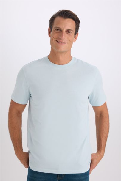 New Regular Fit Crew Neck Basic T-Shirt