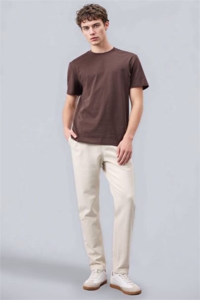 تيشيرت نص ردن قصة عادية بياقة مستديرة