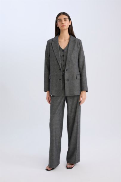 Oversize Fit Buttoned Blazer