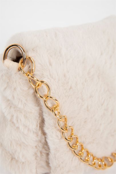 Женская сумка плюшевая с цепью