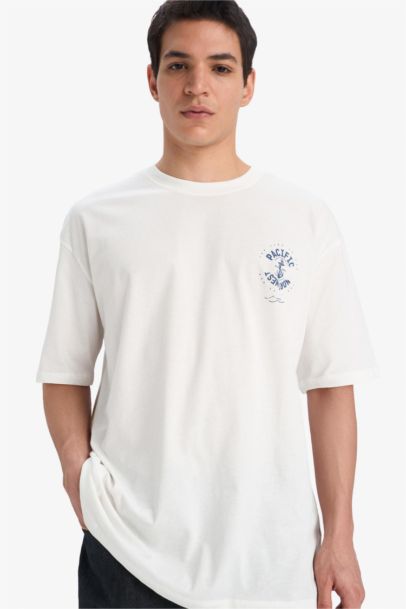 %100 Pamuk Oversize Geniş Kalıp Bisiklet Yaka Sırt Baskılı Kısa Kollu Tişört