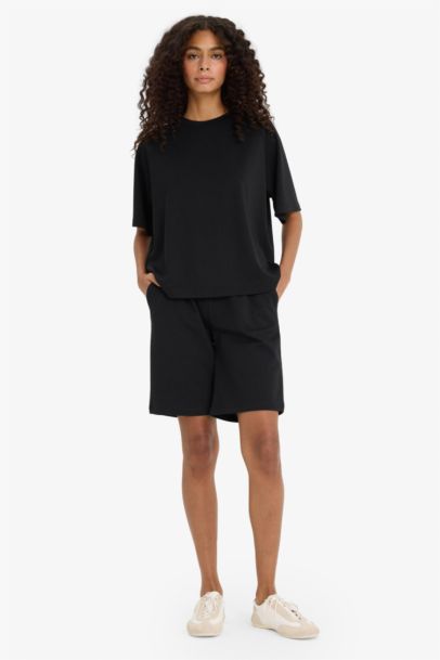 Regular Fit Regular Waist Thin Bermuda Shorts