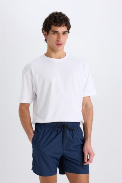 شورت سباحة قصير