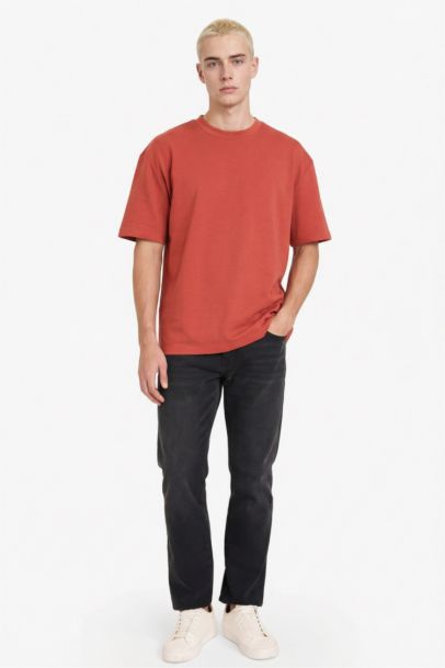 Oversize Fit Crew Neck Short Sleeve T-Shirt