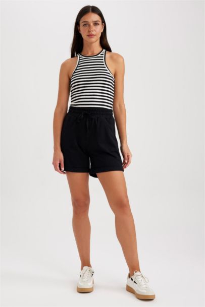 برمودا قطن قصة عادية