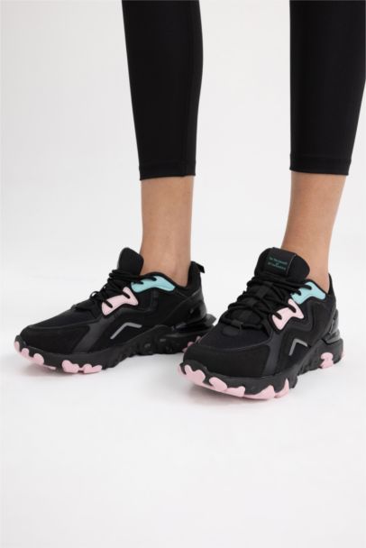 Сопртивная обувь на шнуровке из искусственной кожи, DeFactoFit