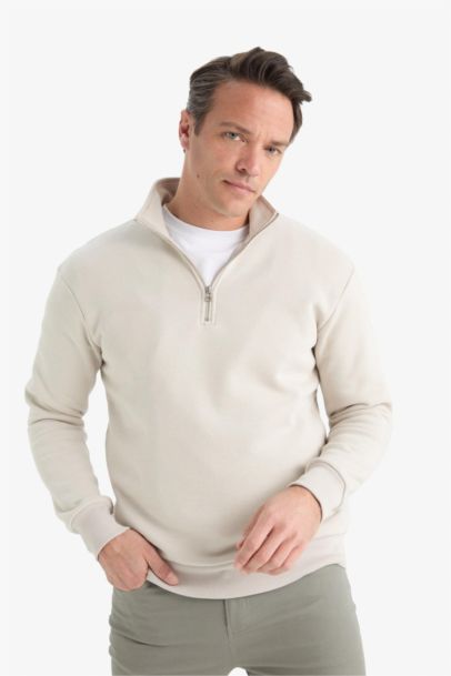 Regular Fit Half Zippered Basic Sweatshirt