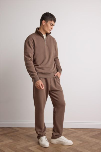 Regular Fit Zippered High Neck Basic Sweatshirt