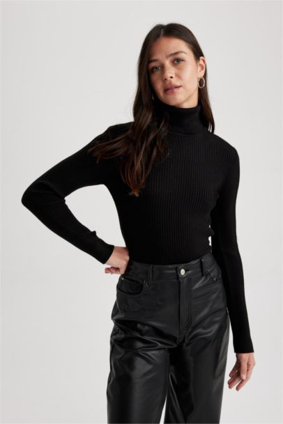 Slım Fıt Balıkçı Yaka Triko Kazak