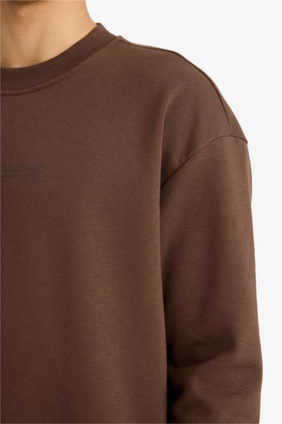 Boxy Fit Printed Long Sleeve Sweatshirt