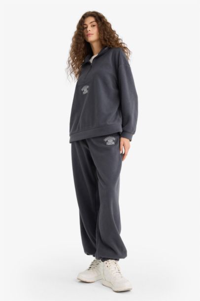 Standard Fit Fleece Trousers