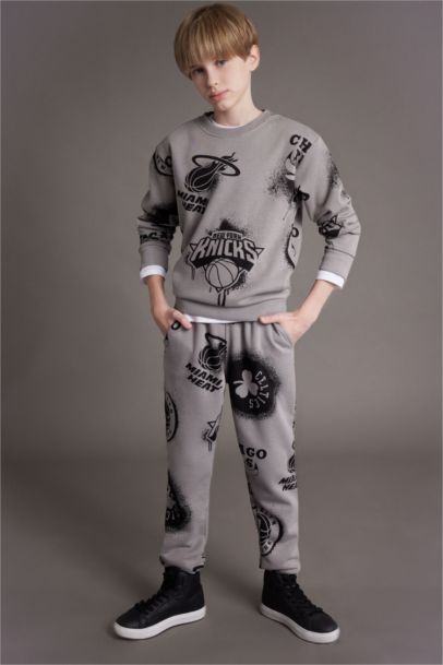 سويت شيرت اولادي قصة عادية من NBA