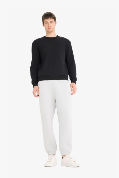 Regular Fit Zipper Pocket Printed Trousers