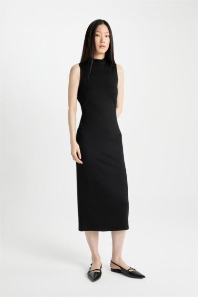 فستان ميدي اسود بوديكون بياخة عالية بدون ردن