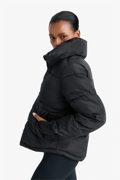 قمصلة نفخ قصة عادية مقاوم للماء من DeFactoFit