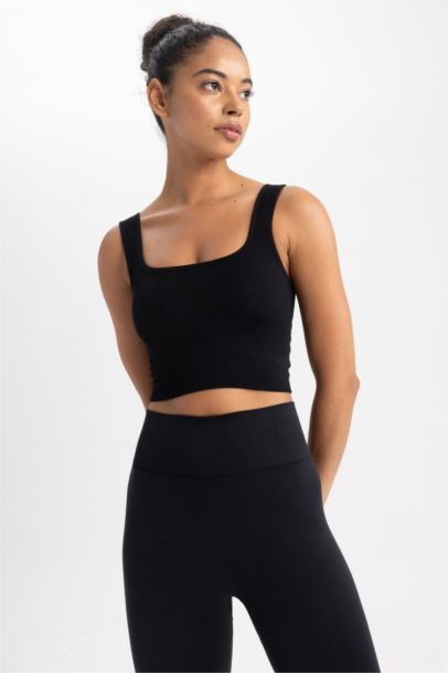 DeFactoFit Crew Neck Seamless Sports Bra