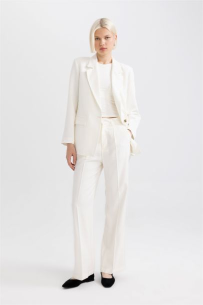 جاكيت بليزر اوفر سايز ممزوج بالكتان