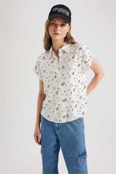 Regular Fit Printed Short Sleeve Shirt