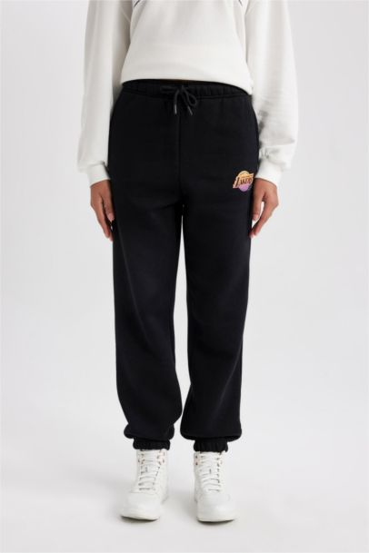 Спортивные штаны оверсайз NBA Los Angeles Lakers; DeFactoFit