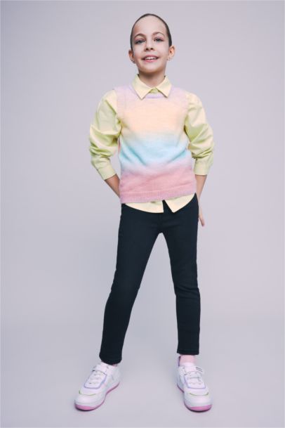 Свитер стандартного кроя для девочек