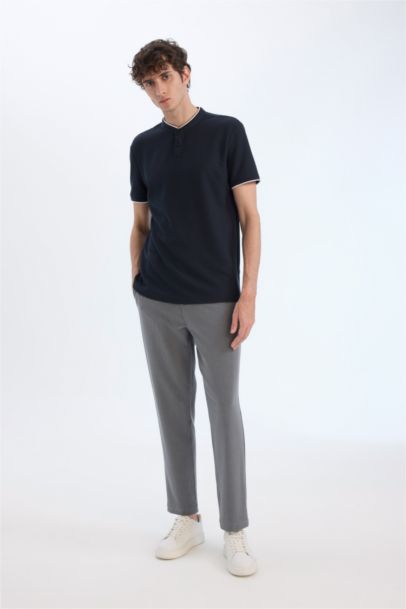 Slim Fit Dar Kesim Dik Yaka Dokulu Kısa Kollu Waffle Polo Tişört