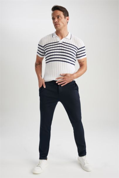 Футболка-поло приталенного кроя в полоску