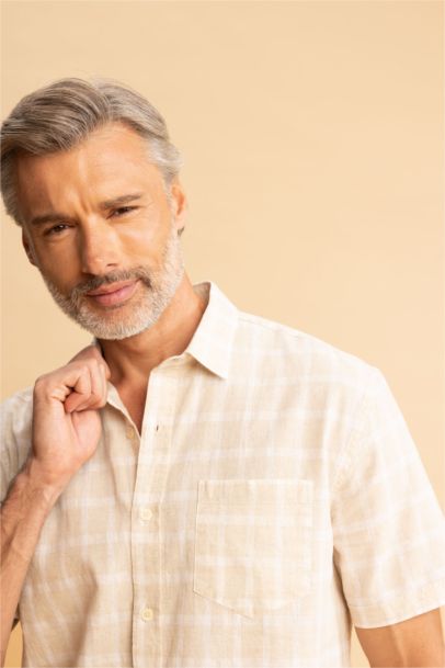 Chemise à manches courtes en lin mélangé à motifs Coupe régulière