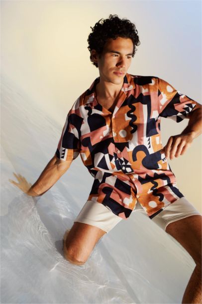 قميص قصة عادية وياقة جاكيت