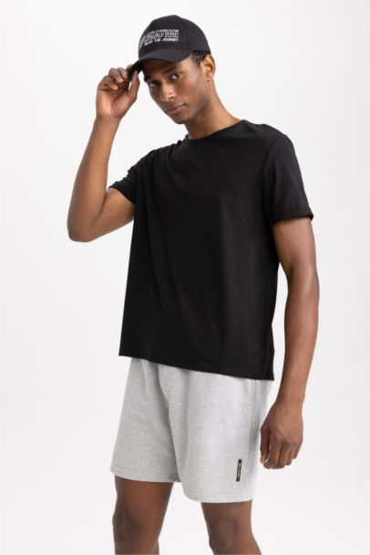 Regular Fit Crew Neck Basic Short Sleeve T-Shirt