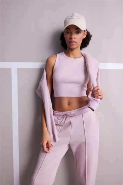 Slim Fit Crew Neck Athlete Athlete