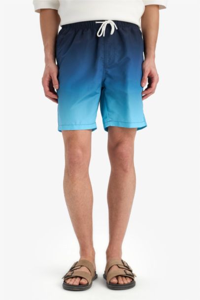 Short de bain au-dessus du genou avec doublure en filet Coupe régulière