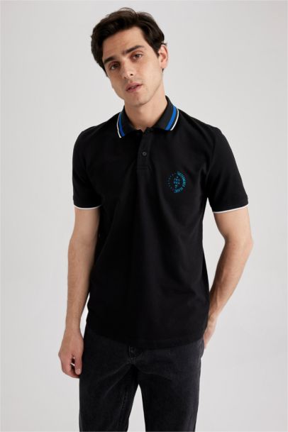 تيشيرت بولو مطبوع قصة عادية