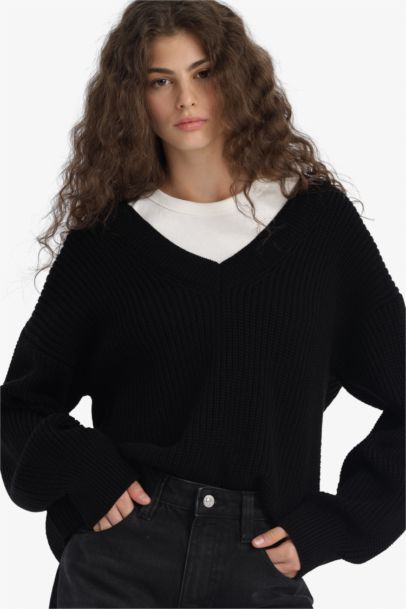 Oversize Fit V-Neck Knit Pulover