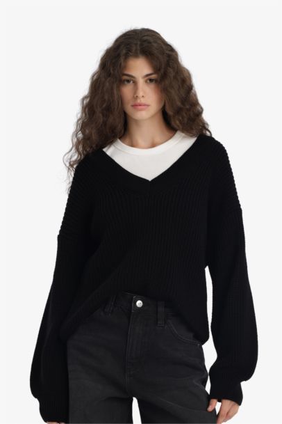 Oversize Fit V-Neck Knit Pulover