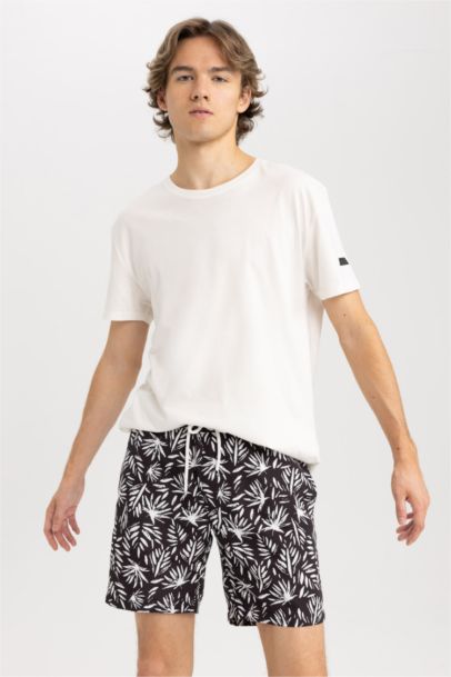 Плавательные шорты стандартного кроя