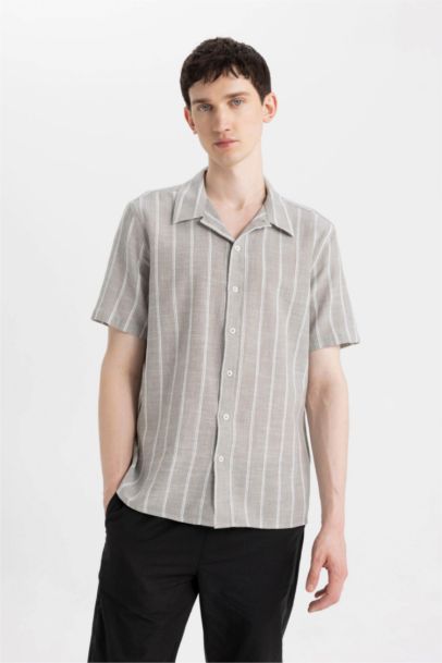 قميص بولو نص ردن قطن قصة عادية