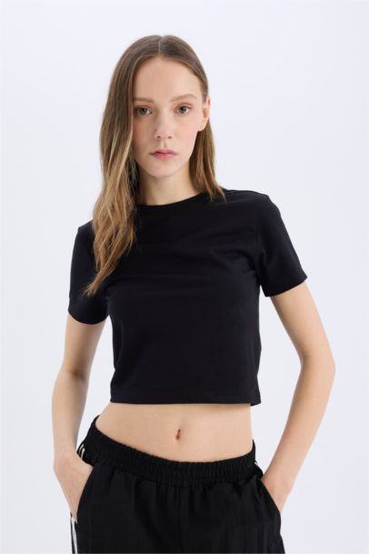 Fitted Short Sleeve T-Shirt