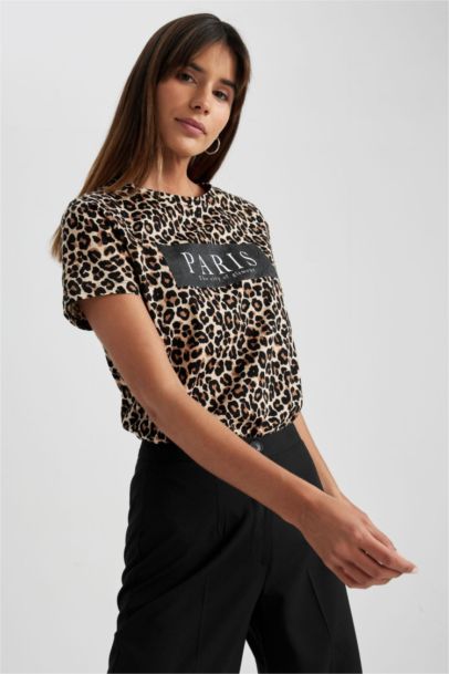 تيشيرت قطن بطباعة الحيوانات قصة عادية