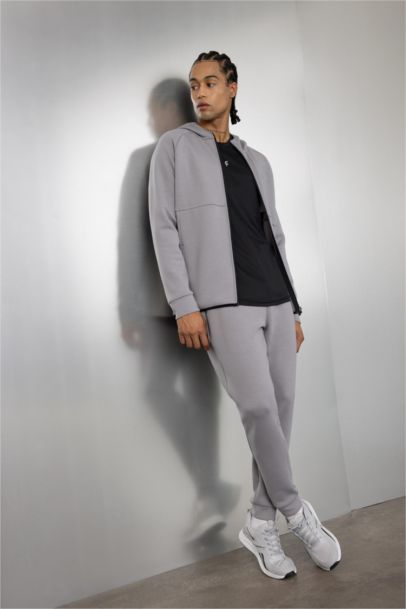 DeFactoFit Slim Fit Dar Kesim Standart Paça Skuba Dalgıç Kumaş Jogger Eşofman Altı