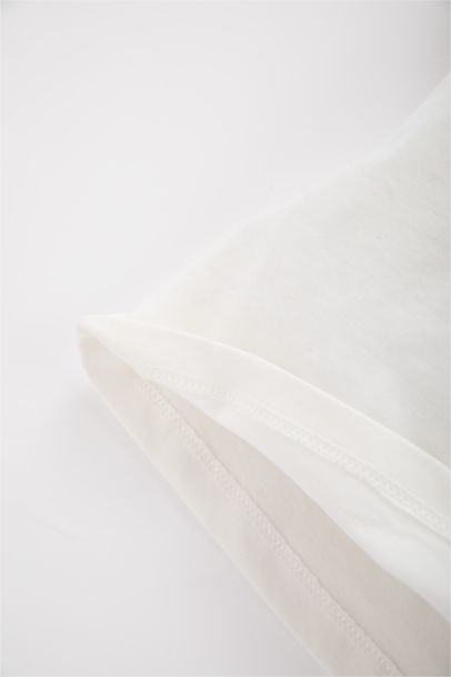 تيشيرت نص كم فلورال قصة عادية بياقة مستديرة