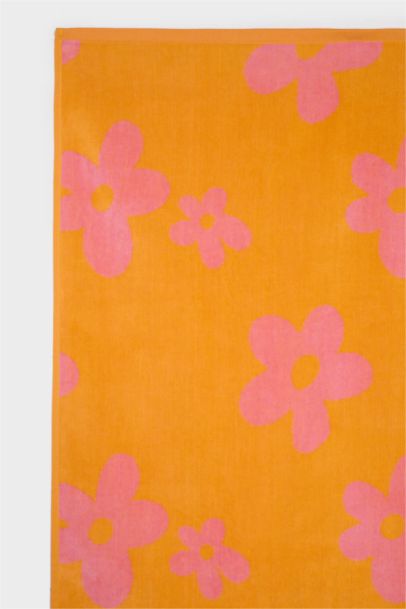 Woman Floral Patterned Cotton Beach Towel