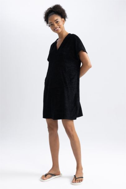 Standard Fit Hooded Short Sleeve Dress